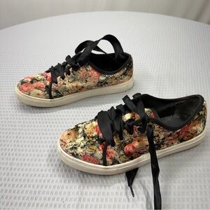 Dirty Laundry Floral Black Sneakers